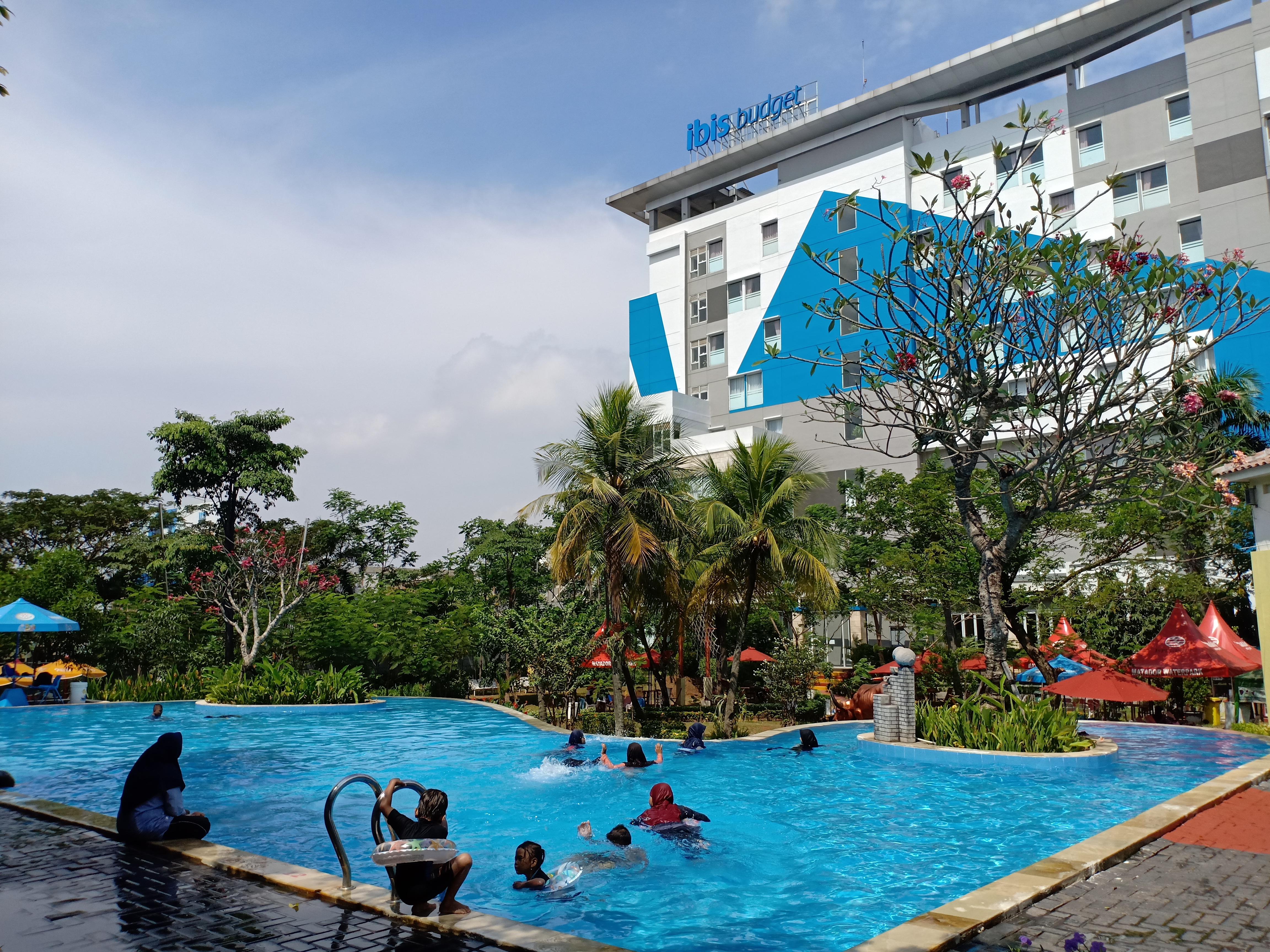בקאסי Ibis Budget Cikarang Festival מראה חיצוני תמונה